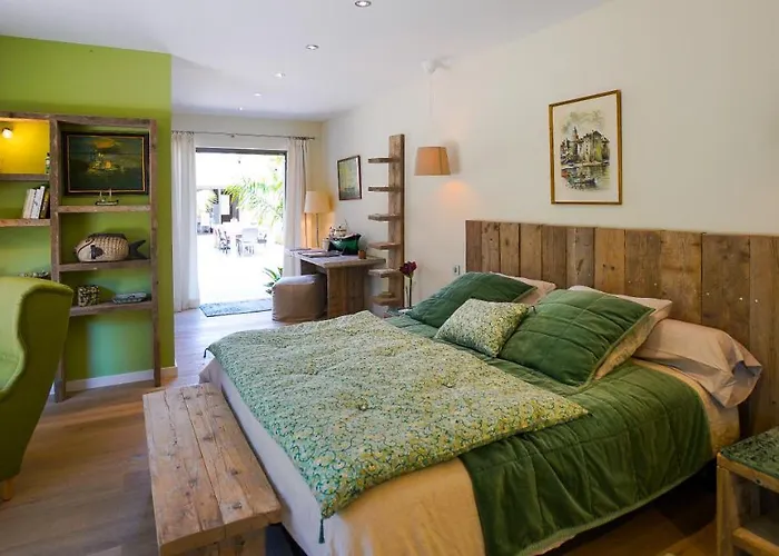 Sant-anna 4* Сен-Тропе